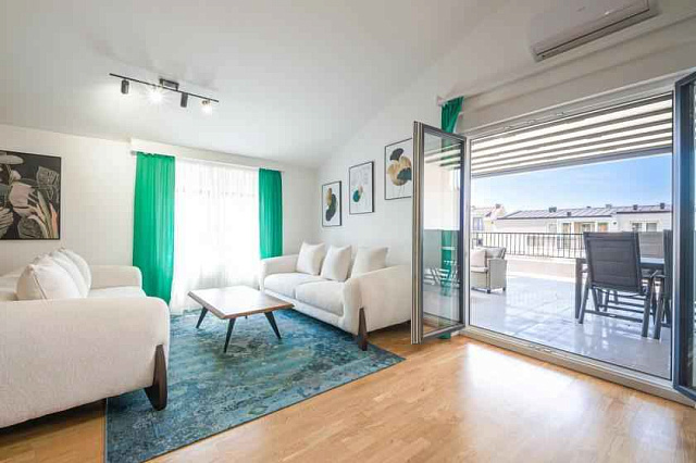 Penthouse at Donja Lastva — photo 6